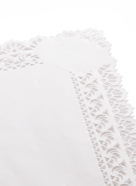 Rectangular paper doilies 